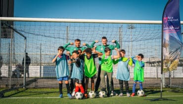 On est TOUS FOOT de Pôle Habitat ! ⚽